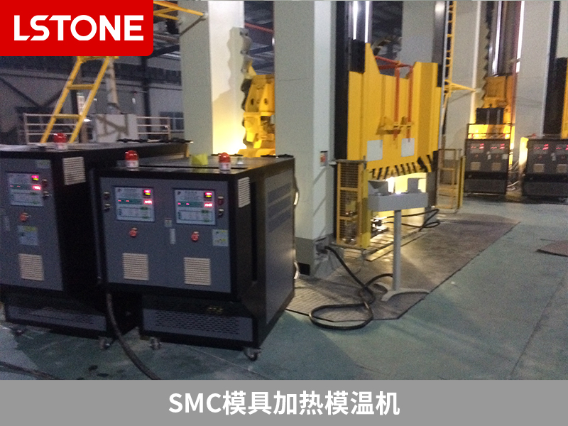 如何提高游艇材料生產品質？使用SMC模具加熱模溫機