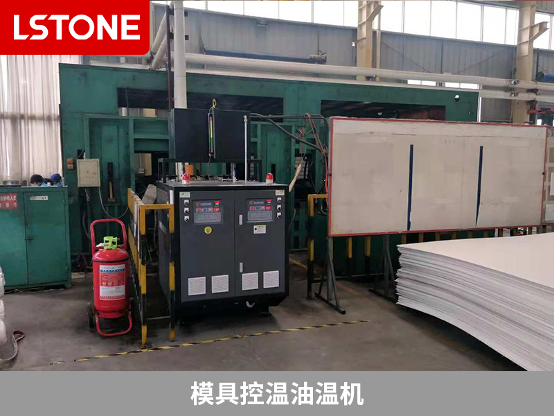模具控溫油溫機，為汽車裝飾制品打造完美工藝